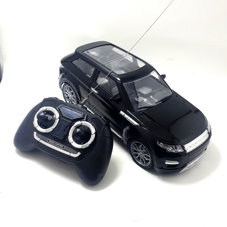 ماشین بازی کنترلی مدل famous car 1.18