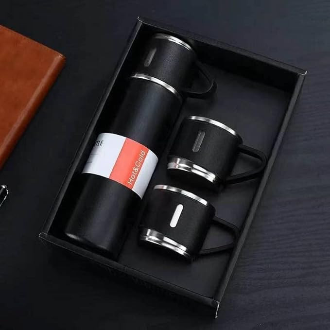 فلاسک مدل استیل 304 گنجایش 0.5 لیتر به همراه لیوان سفری بسته 3 عددی