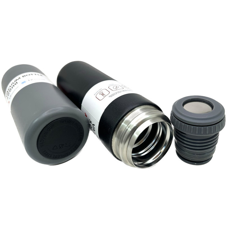 فلاسک مدل VACUUM FLASK SET گنجایش 0.5 لیتر به همراه لیوان سفری مجموعه 3 عددی